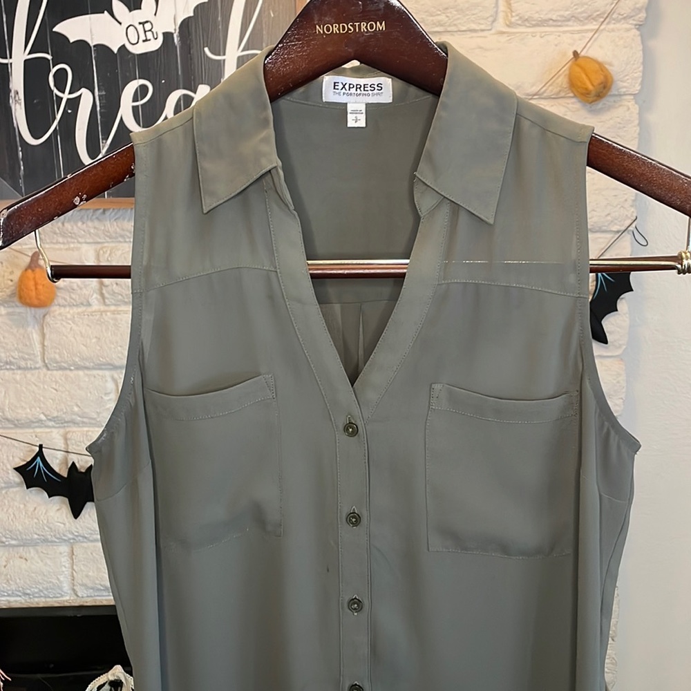 Express Portofino Shirt in olive green size small